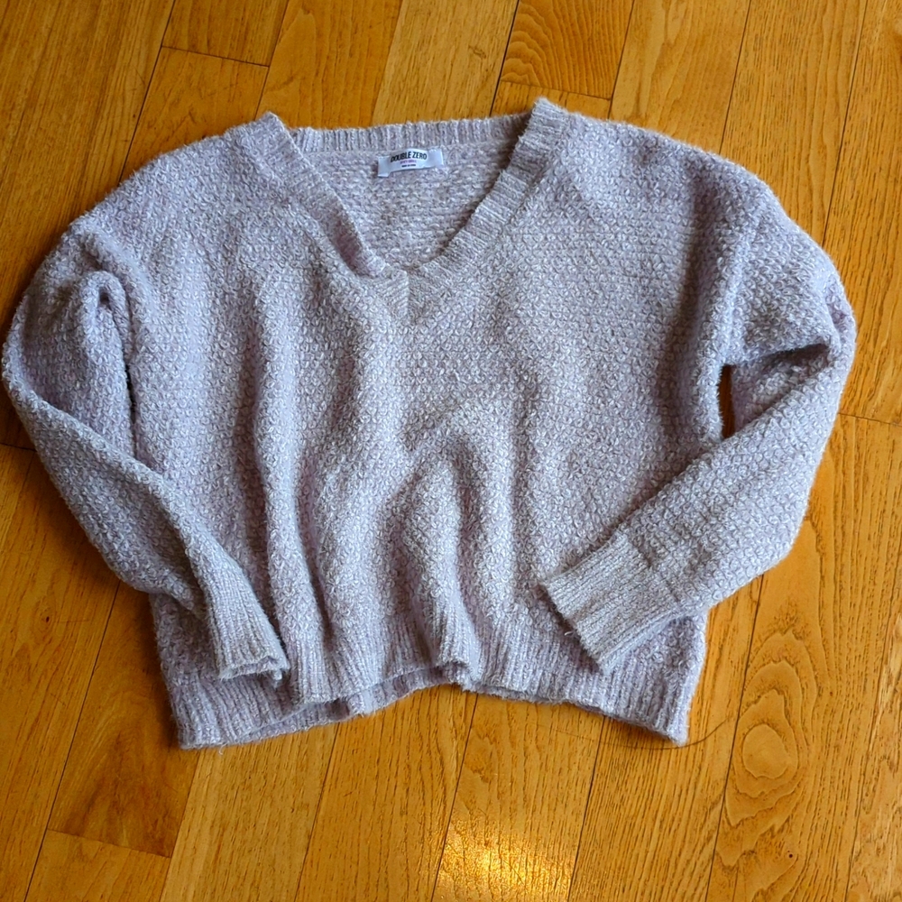 Double Zero lilac chenille cropped sweater. Size Spicy Small